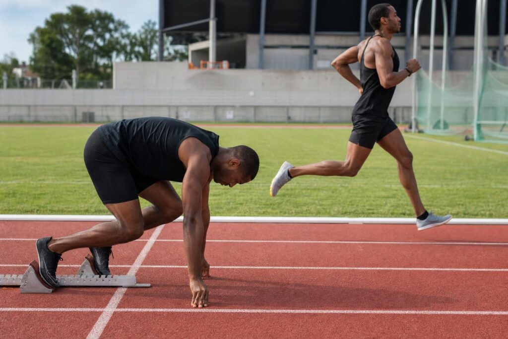 découvrez les principales différences entre les chaussures à pointes de sprint et celles de demi-fond, adaptées à chaque discipline pour optimiser performances et confort.